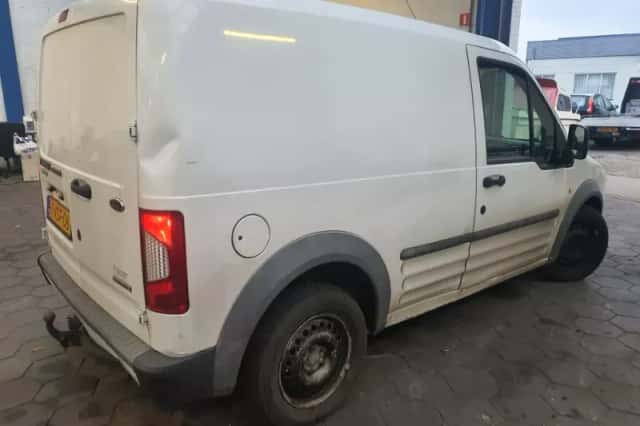 Ford Transit Connect (2011) thumbnail 3