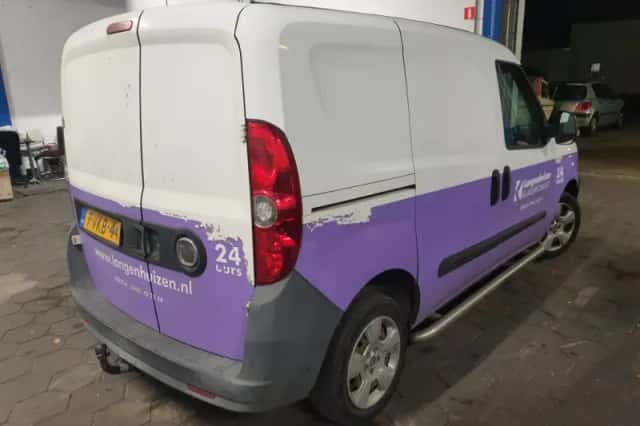 Fiat Doblò (2010) thumbnail 3
