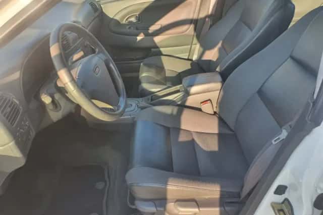 Volvo S40 (2002) thumbnail 6
