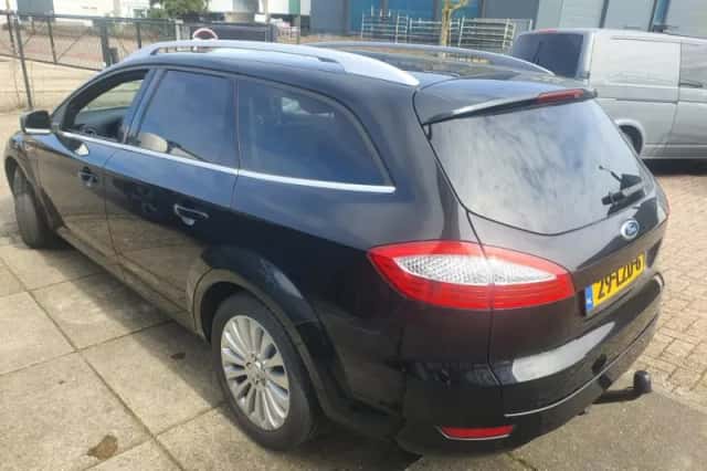 Ford Mondeo (2010) thumbnail 4