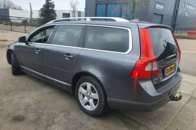 Volvo V70 (2007) thumbnail 4