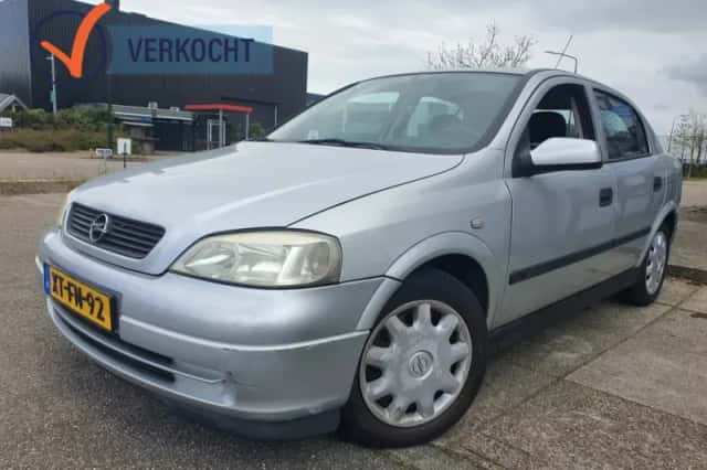 Opel Astra (1999) thumbnail 1