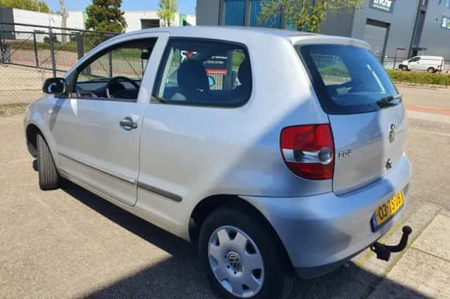 Volkswagen Fox (2007) thumbnail 4