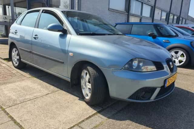SEAT Ibiza (2006) thumbnail 2
