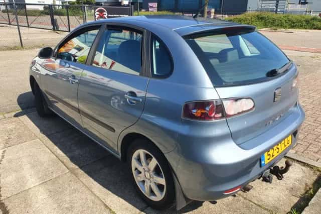 SEAT Ibiza (2006) thumbnail 4