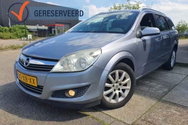 Opel Astra (2007) thumbnail 1
