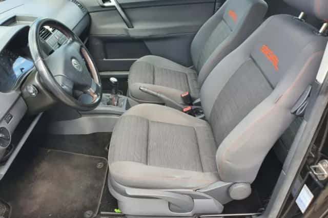 Volkswagen Polo (2006) thumbnail 5