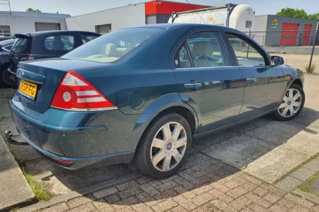Ford Mondeo (2006) thumbnail 3