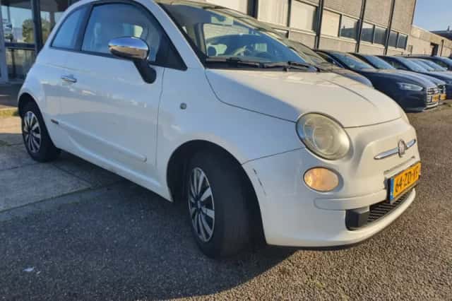 Fiat 500 (2007) thumbnail 2