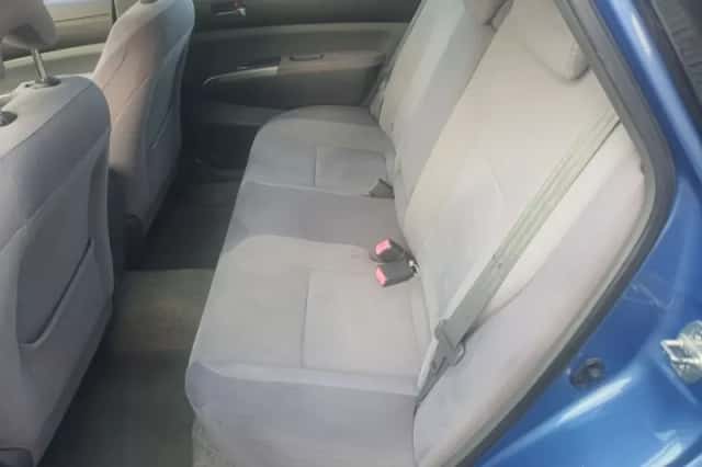 Toyota Prius (2005) thumbnail 5