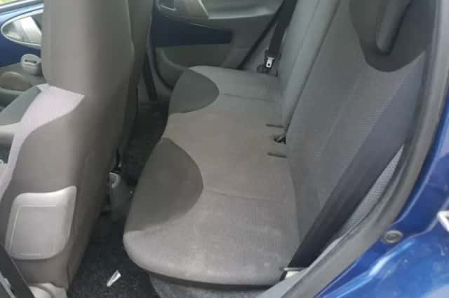 Toyota Aygo (2008) thumbnail 5