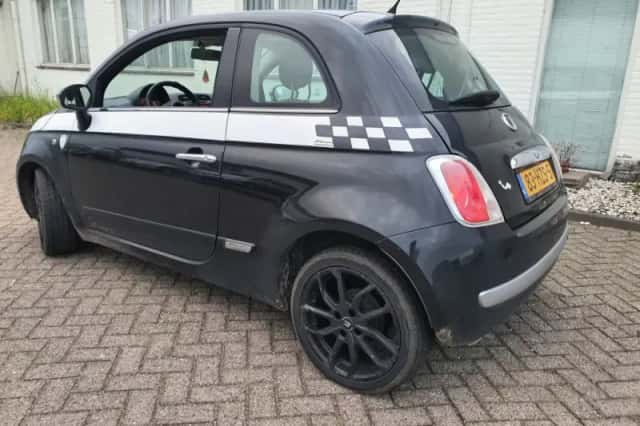 Fiat 500 (2009) thumbnail 4