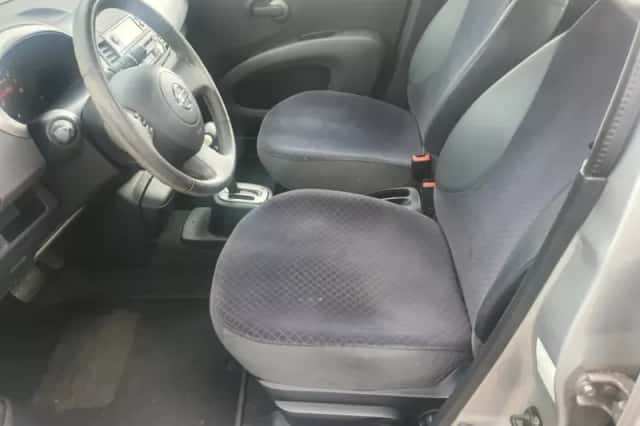 Nissan Micra (2004) thumbnail 6