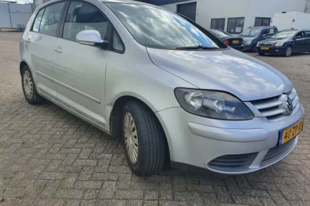 Volkswagen Golf Plus (2008) thumbnail 2