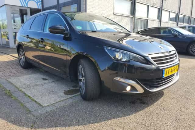 Peugeot 308 (2016) thumbnail 2