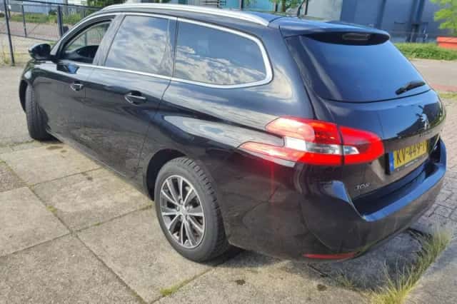 Peugeot 308 (2016) thumbnail 4