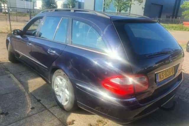 Mercedes-Benz E-Klasse (2005) thumbnail 4