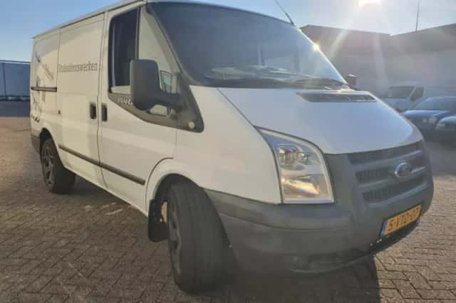Ford Transit (2012) thumbnail 2