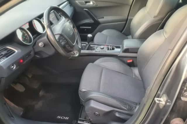 Peugeot 508 (2013) thumbnail 6
