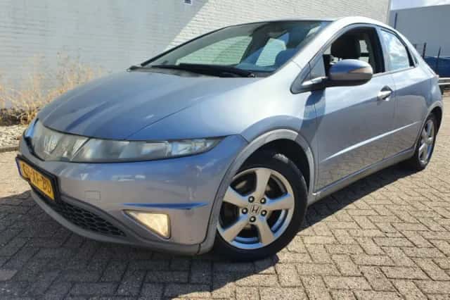 Honda Civic (2007) thumbnail 1