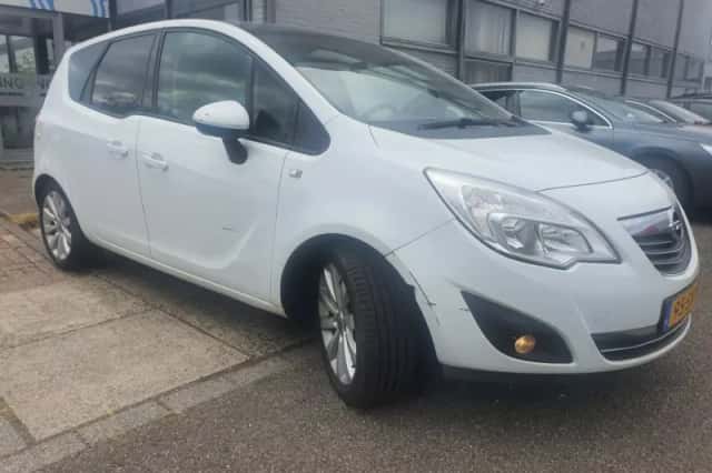 Opel Meriva (2011) thumbnail 2