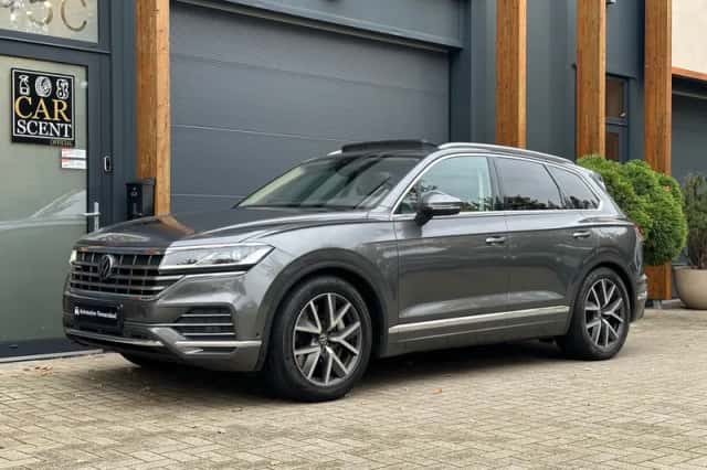 Volkswagen Touareg (2021) thumbnail 3