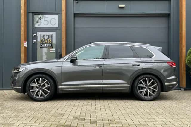 Volkswagen Touareg (2021) thumbnail 5