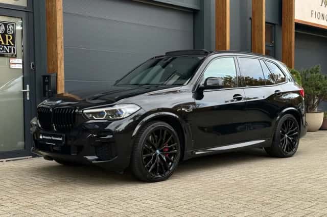 BMW X5 (2022) thumbnail 5