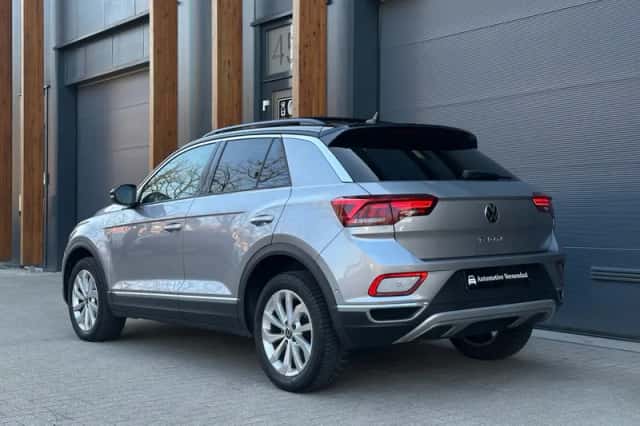 Volkswagen T-Roc (2022) thumbnail 6