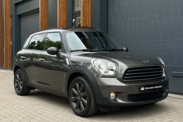 MINI Countryman (2011) thumbnail 3