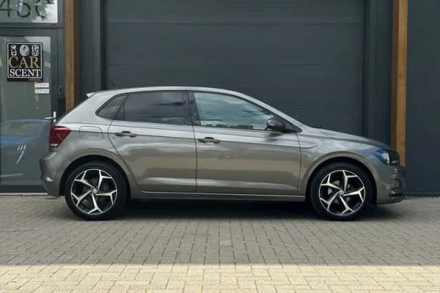 Volkswagen Polo (2018) thumbnail 5