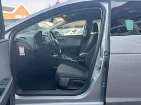 SEAT Leon (2018) thumbnail 12