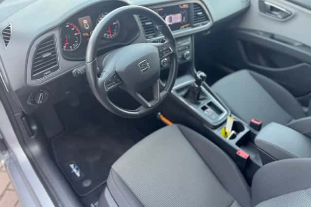 SEAT Leon (2018) thumbnail 13