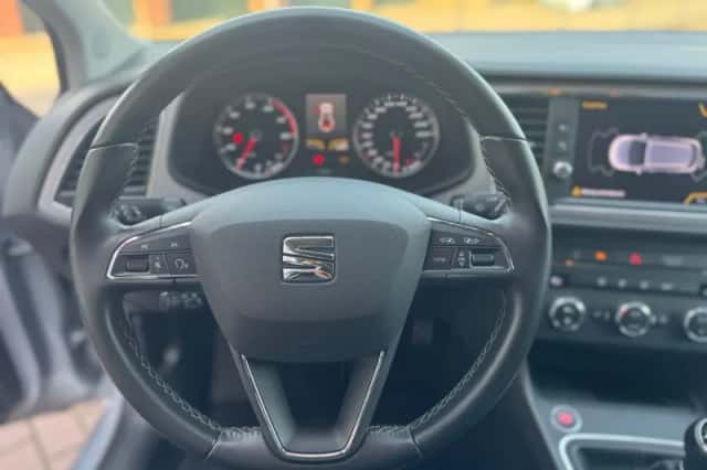 SEAT Leon (2018) thumbnail 14