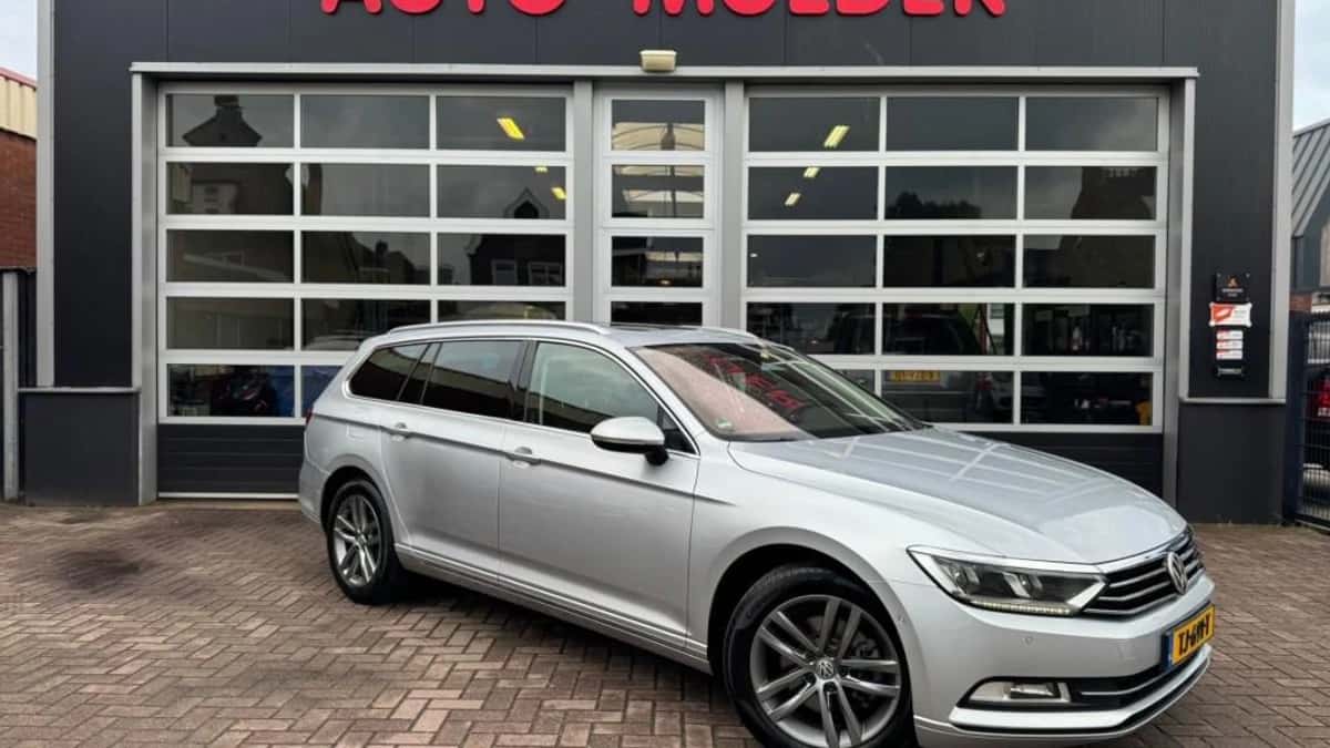 Volkswagen Passat (2015) — foto 1