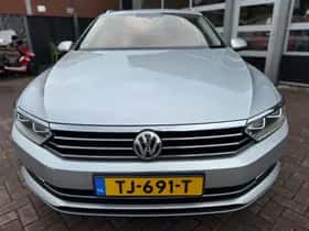 Volkswagen Passat (2015) thumbnail 10