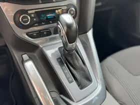 Ford Focus (2012) thumbnail 17