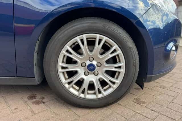 Ford Focus (2012) thumbnail 39