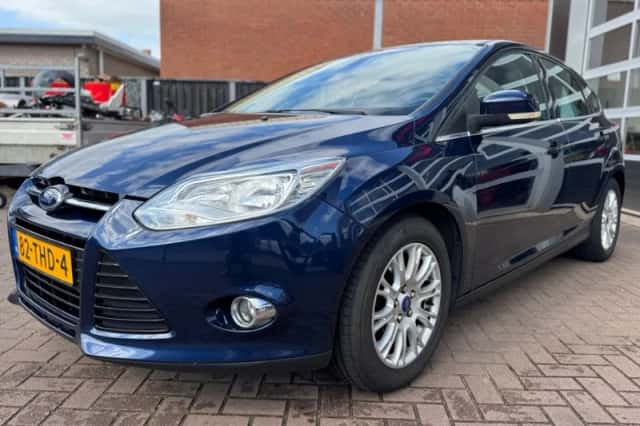 Ford Focus (2012) thumbnail 9