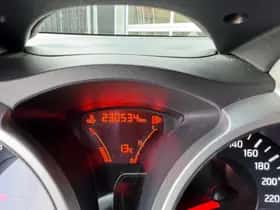 Nissan Juke (2014) thumbnail 19