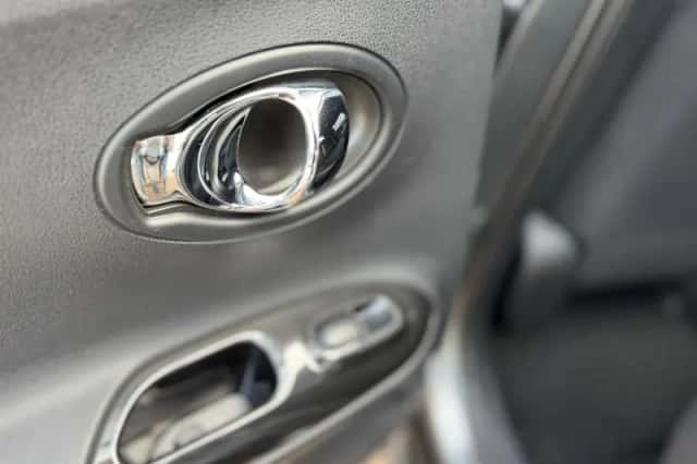 Nissan Juke (2014) thumbnail 25
