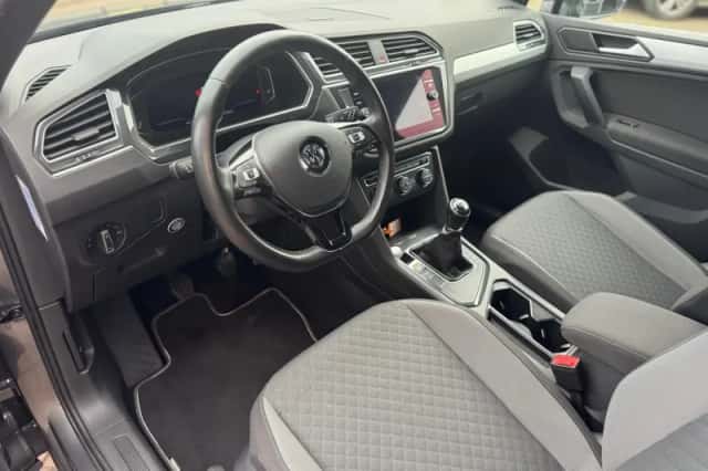 Volkswagen Tiguan (2020) thumbnail 11
