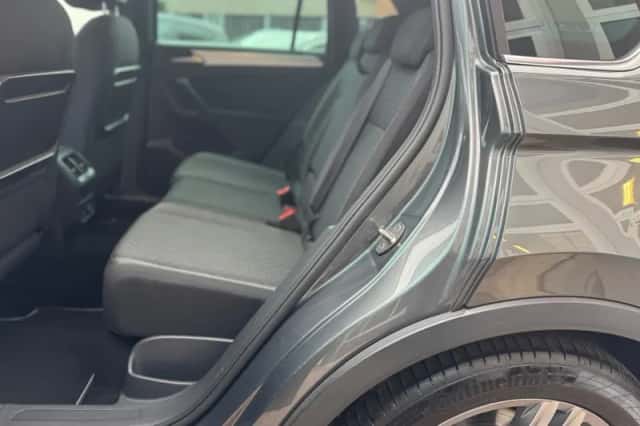 Volkswagen Tiguan (2020) thumbnail 22