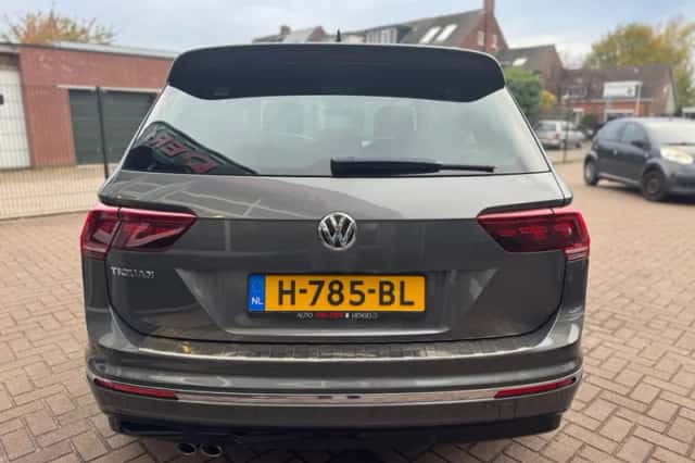 Volkswagen Tiguan (2020) thumbnail 5