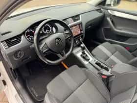 Škoda Octavia (2017) thumbnail 13