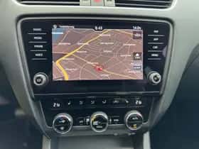 Škoda Octavia (2017) thumbnail 15