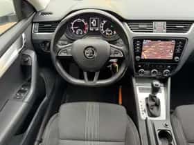Škoda Octavia (2017) thumbnail 17