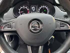 Škoda Octavia (2017) thumbnail 19