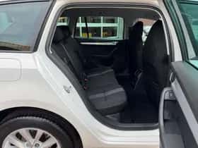 Škoda Octavia (2017) thumbnail 29