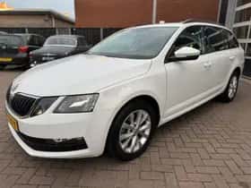 Škoda Octavia (2017) thumbnail 8